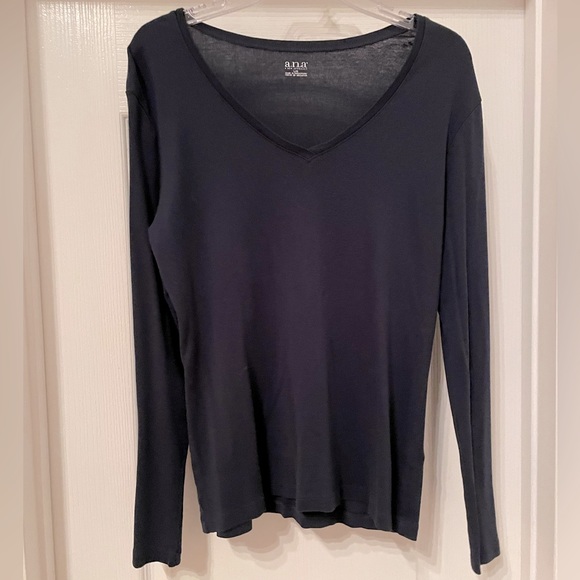 a.n.a Tops - ANA long sleeve v neck tee top size Large- dark navy